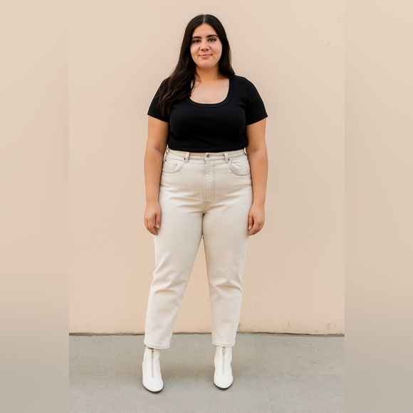 Vintage “Weekend Edition” Mom Jeans - Picture 1 of 5